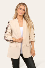 Load image into Gallery viewer, LUXE DIVA Ladies rouge leopard on sleeve Italien  blazer 2 front flap pockets