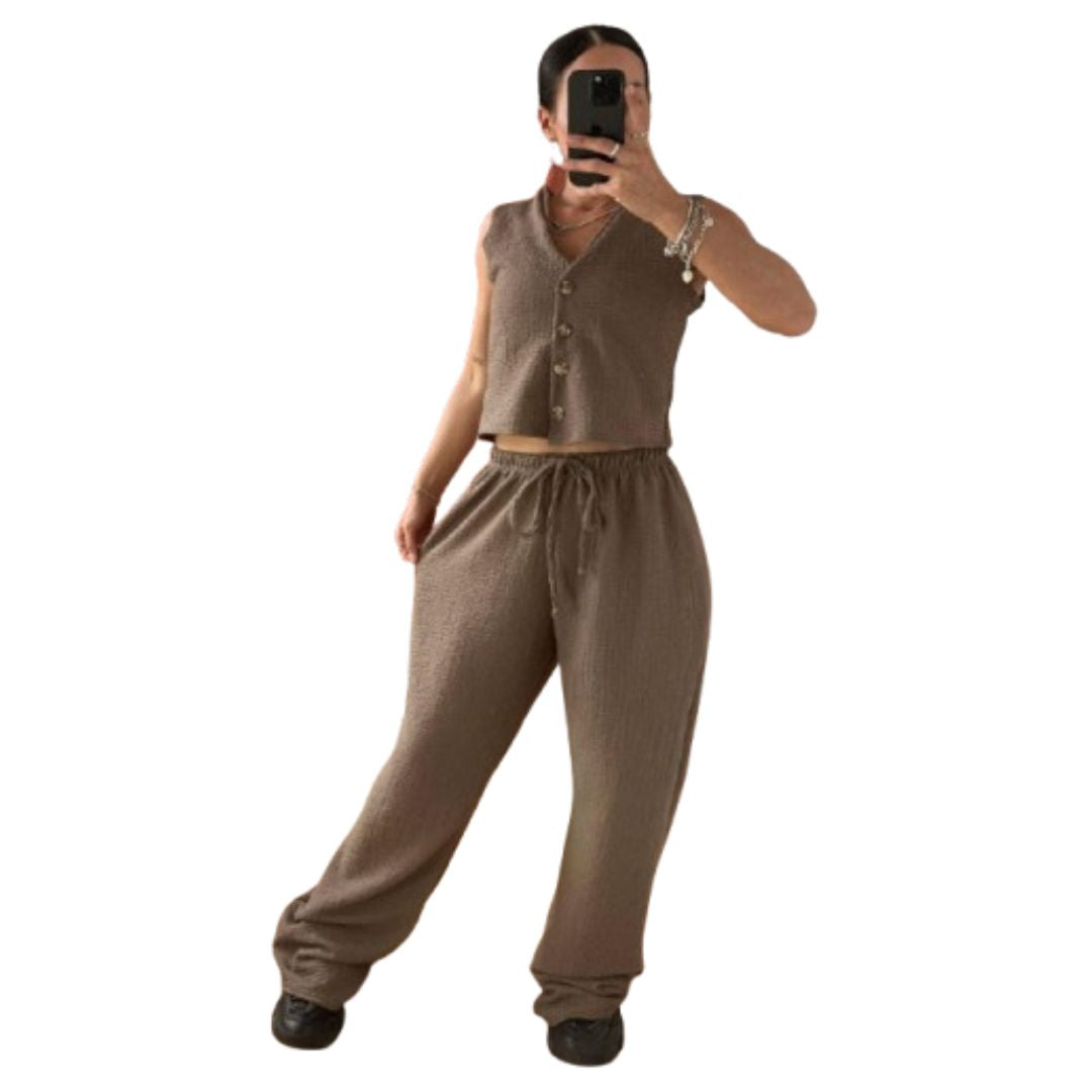 LUXE DIVA New Two Piece Wide Leg Pants Set Women's Spring New V-Neck Sleeveless Vest with Hanging Wide Leg Pants Casual Set