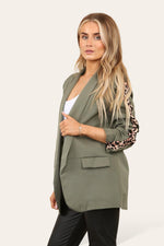 Load image into Gallery viewer, LUXE DIVA Ladies rouge leopard on sleeve Italien  blazer 2 front flap pockets
