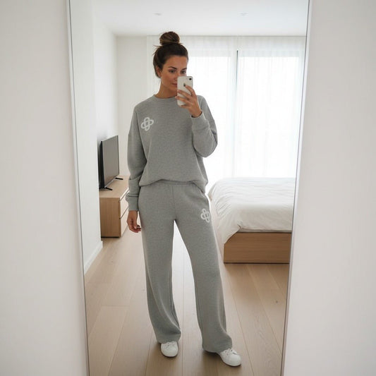 2Pc Knitted Lounge Wear Sets for Women UK, Crew Neck Long Sleeve Top & Drawstring Trousers Tracksuit, Warm Casual Daily Knitwear Set - LUXE DIVA2Pc Knitted Lounge Wear Sets for Women UK, Crew Neck Long Sleeve Top & Drawstring Trousers Tracksuit, Warm Casual Daily Knitwear SetKNitted MaxiLUXE DIVALUXE DIVA2PcKnitLogoTsuitGreySM2Pc Knitted Lounge Wear Sets for Women UK, Crew Neck Long Sleeve Top & Drawstring Trousers Tracksuit, Warm Casual Daily Knitwear Set8-10Gray