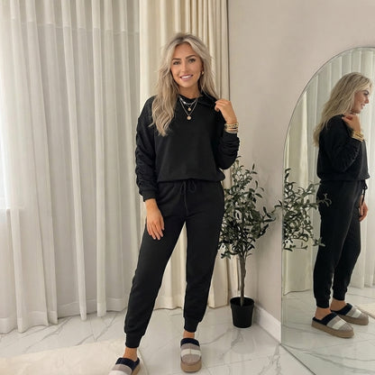 LUXE DIVA Women’s Ruched Sleeve Hoodie Tracksuit Set