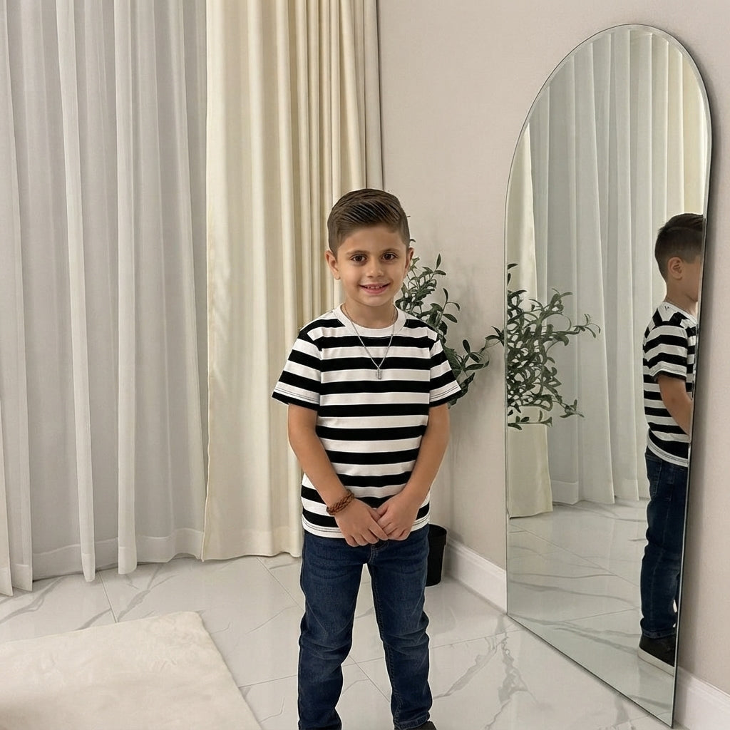 LUXE DIVA Kids Unisex Red & White Striped T-Shirt Children's Casual Summer Top