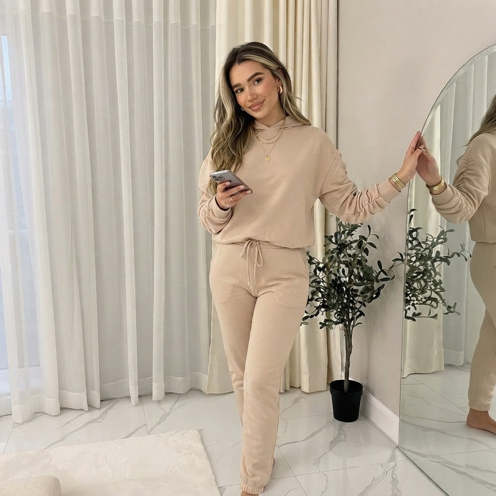 LUXE DIVA Women’s Ruched Sleeve Hoodie Tracksuit Set