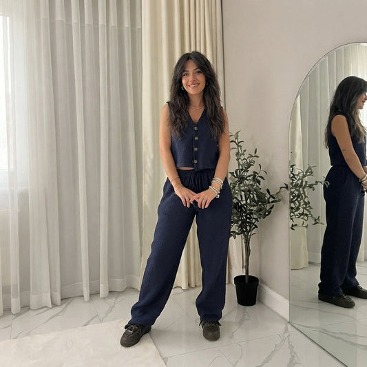 LUXE DIVA New Two Piece Wide Leg Pants Set Women's Spring New V-Neck Sleeveless Vest with Hanging Wide Leg Pants Casual Set