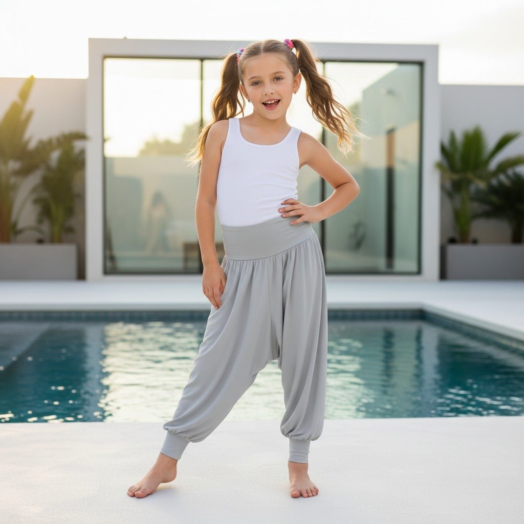 Kids Harem Loose Casual Baggy Sports - LUXE DIVAKids Harem Loose Casual Baggy SportsLUXE DIVALUXE DIVAHaremTrouserSGrey5-6Kids Harem Loose Casual Baggy Sports5 - 6 Yearssilver Grey