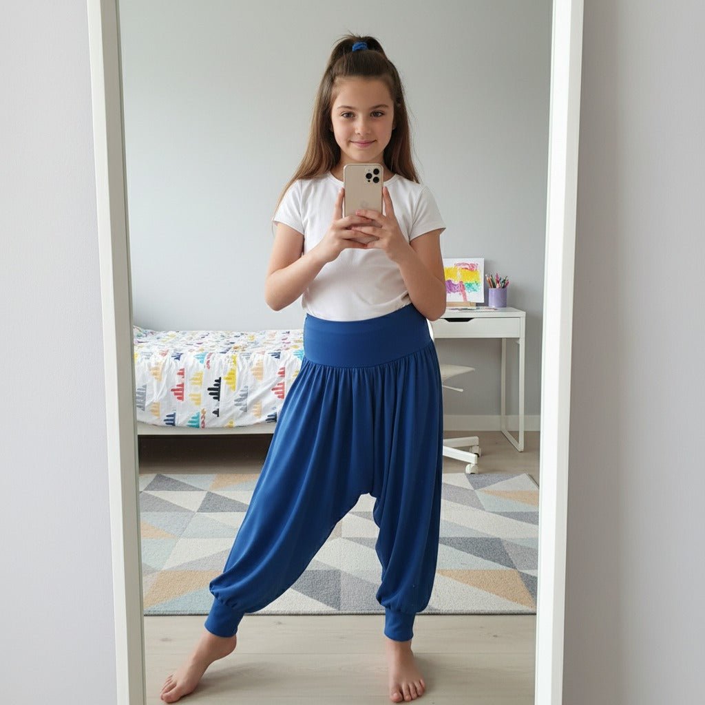 Kids Harem Loose Casual Baggy Sports Dancing Pants Girls Harem Children Trouser with Leg Cuffs Elasticated Waist UK 5 Years to 13 Years - LUXE DIVAKids Harem Loose Casual Baggy Sports Dancing Pants Girls Harem Children Trouser with Leg Cuffs Elasticated Waist UK 5 Years to 13 YearsLUXE DIVALUXE DIVAHaremTrouserRBlue5-6Kids Harem Loose Casual Baggy Sports Dancing Pants Girls Harem Children Trouser with Leg Cuffs Elasticated Waist UK 5 Years to 13 Years5 - 6 YearsRoyal Blue