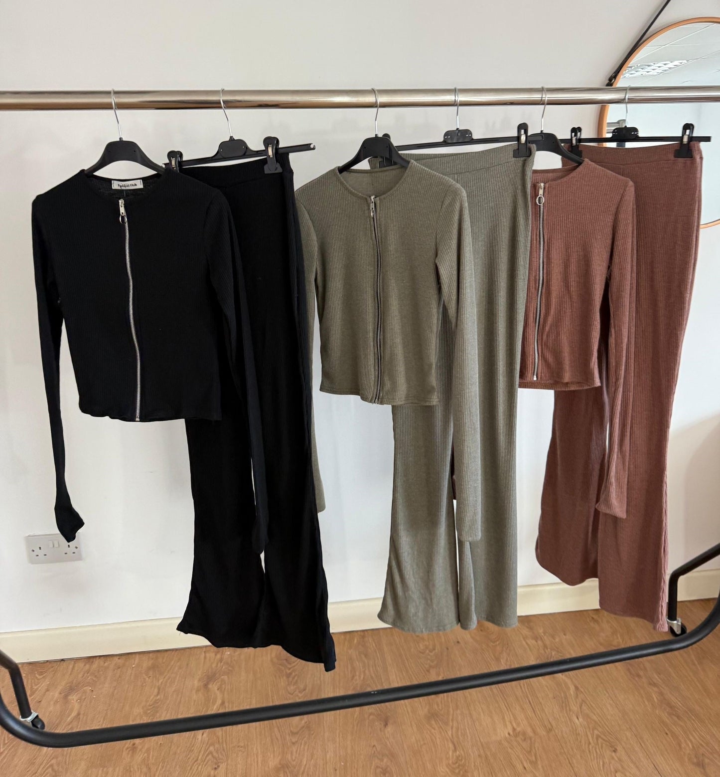 LUXE DIVA Ladies heavy Ribbed zipper two piece long sleeve top and flared trouser - LUXE DIVALUXE DIVA Ladies heavy Ribbed zipper two piece long sleeve top and flared trouserRibbed zipperLUXE DIVALUXE DIVALSRibZipTrouSetKhakiXSLUXE DIVA Ladies heavy Ribbed zipper two piece long sleeve top and flared trouserXSKhaki