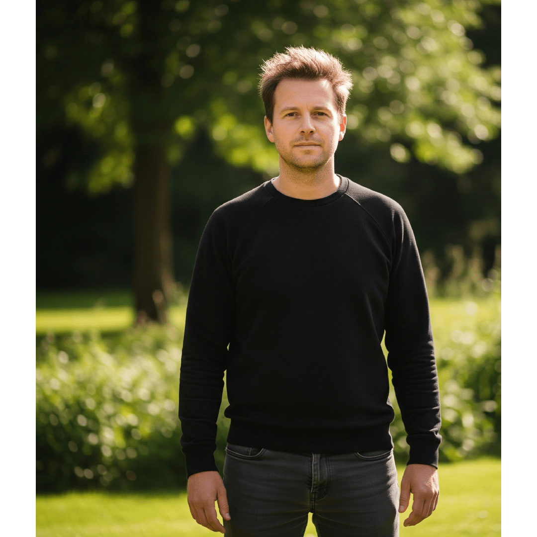 LUXE DIVA Men's Long Sleeve Crew - LUXE DIVALUXE DIVA Men's Long Sleeve CrewSweatshirtLUXE DIVALUXE DIVAMenLSRNSwtShrtBlkSLUXE DIVA Men's Long Sleeve CrewSmallBlack